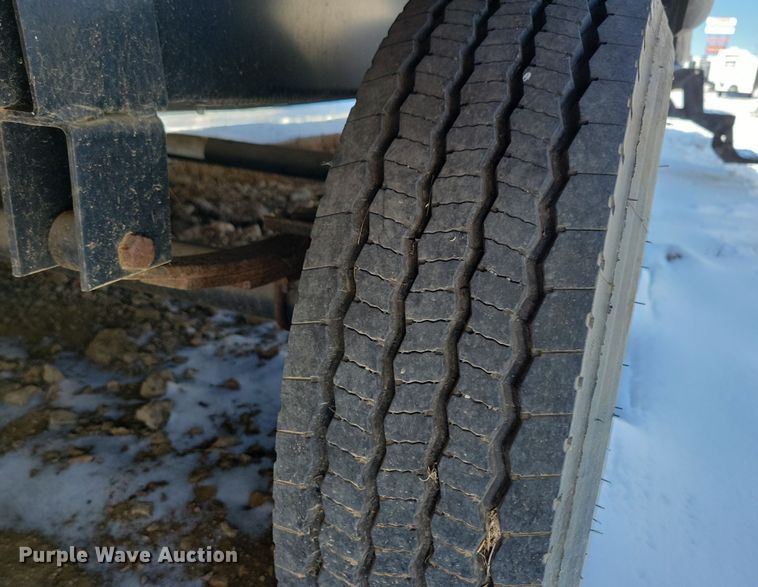 image for item NB9883 2017 Keystone Outback camper