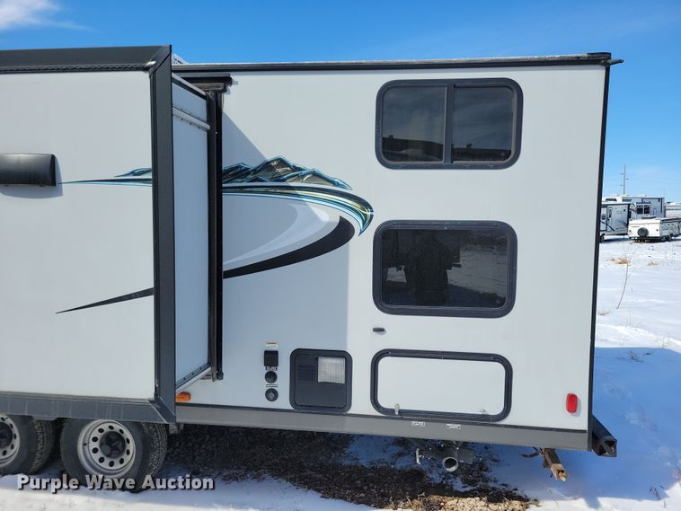 image for item NB9885 2017 Forest River Coachman Apex camper