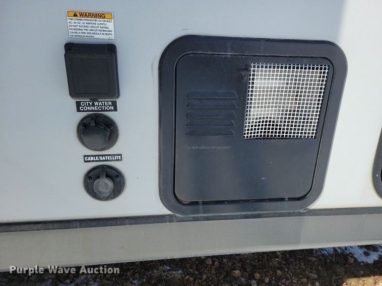 image for item NB9885 2017 Forest River Coachman Apex camper