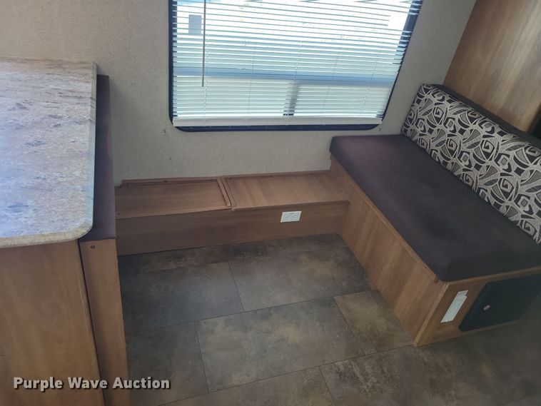 image for item NB9885 2017 Forest River Coachman Apex camper