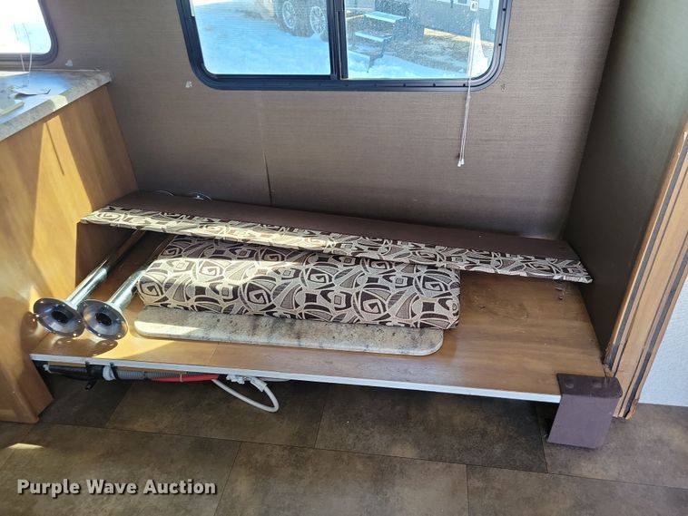 image for item NB9885 2017 Forest River Coachman Apex camper