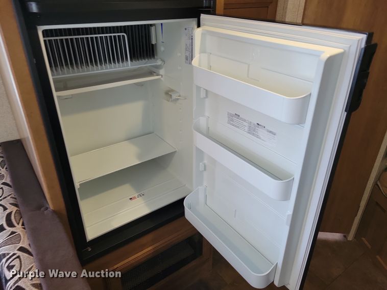 image for item NB9885 2017 Forest River Coachman Apex camper