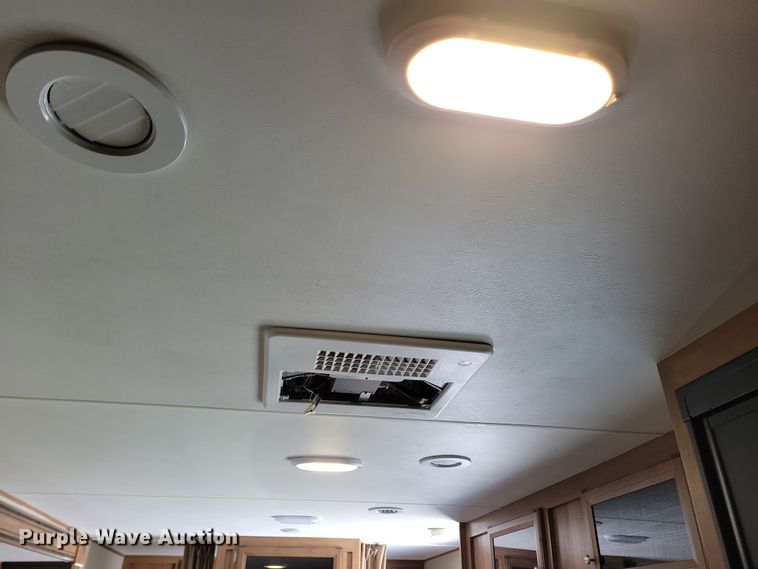 image for item NB9885 2017 Forest River Coachman Apex camper