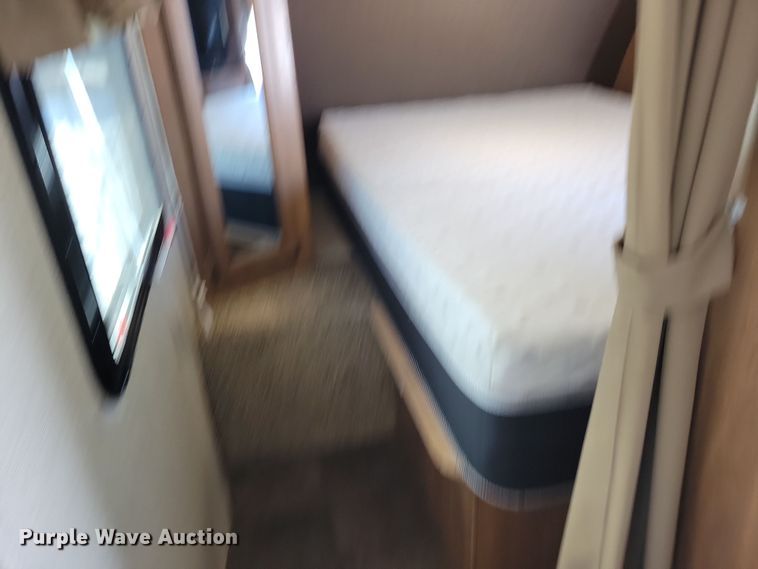 image for item NB9885 2017 Forest River Coachman Apex camper