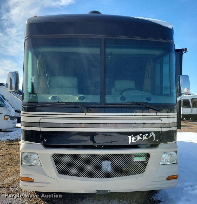 image for item NB9888 2010 Fleetwood Terra RV