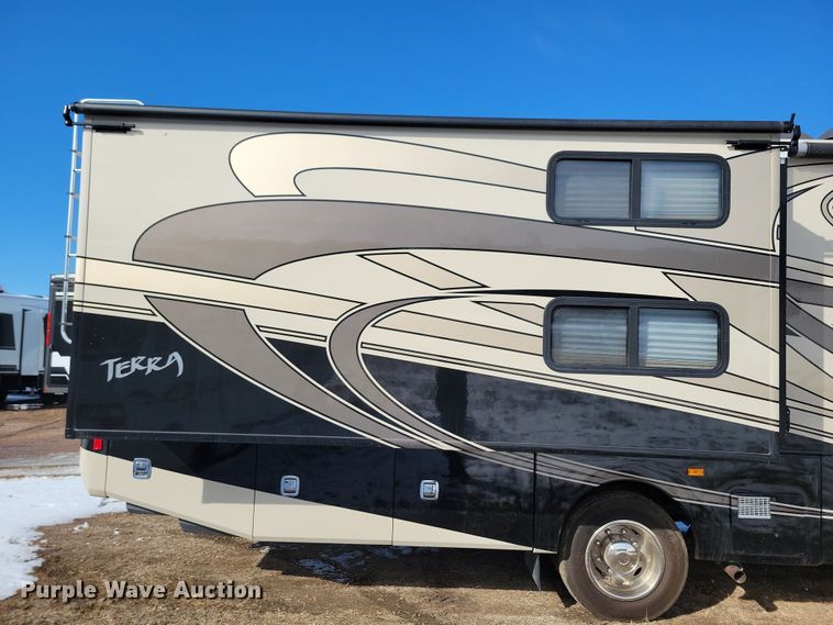 image for item NB9888 2010 Fleetwood Terra RV