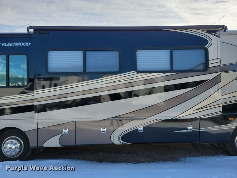 image for item NB9888 2010 Fleetwood Terra RV