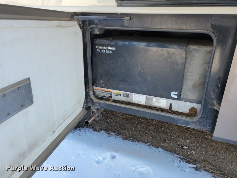 image for item NB9888 2010 Fleetwood Terra RV