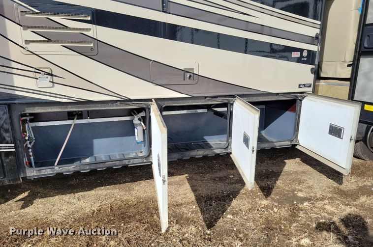 image for item NB9888 2010 Fleetwood Terra RV