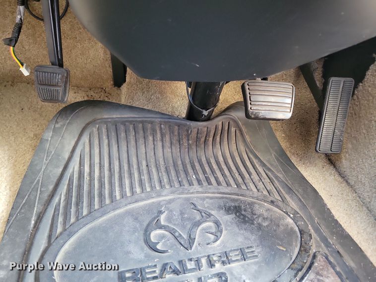 image for item NB9888 2010 Fleetwood Terra RV