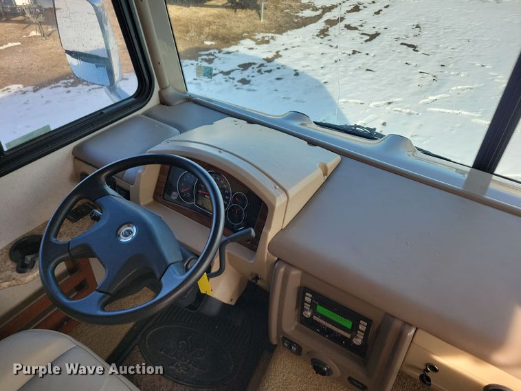 image for item NB9888 2010 Fleetwood Terra RV