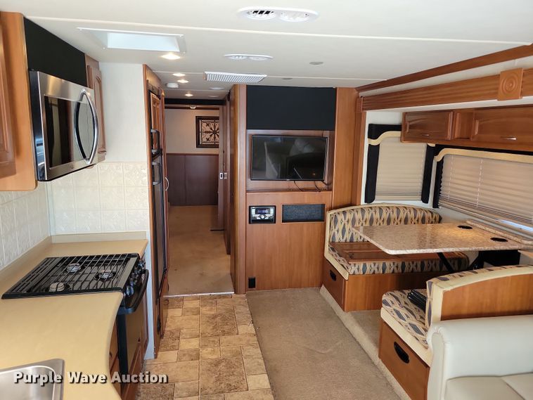 image for item NB9888 2010 Fleetwood Terra RV