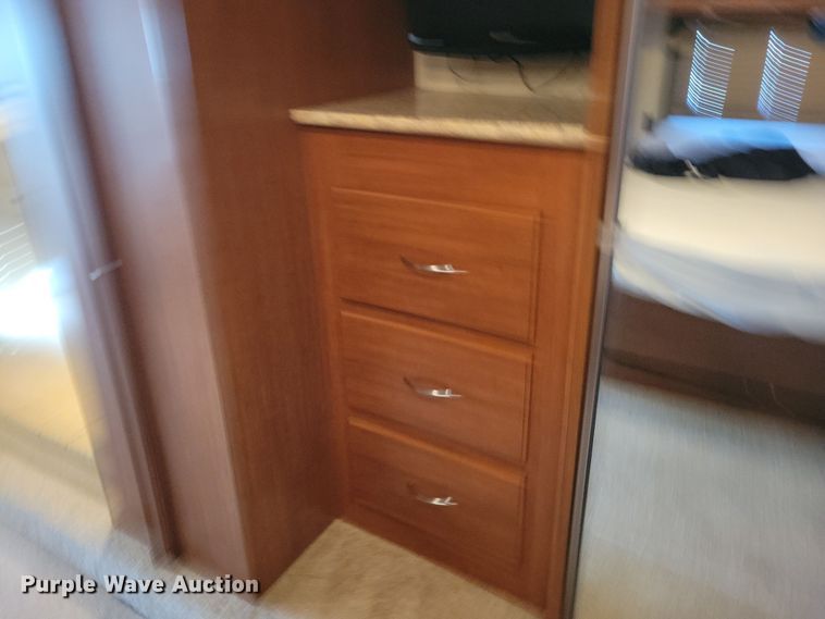 image for item NB9888 2010 Fleetwood Terra RV