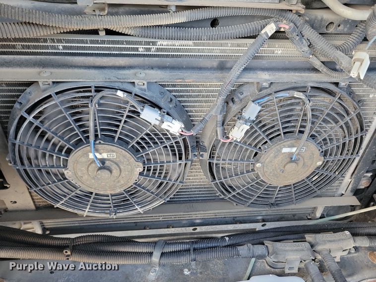 image for item NB9888 2010 Fleetwood Terra RV