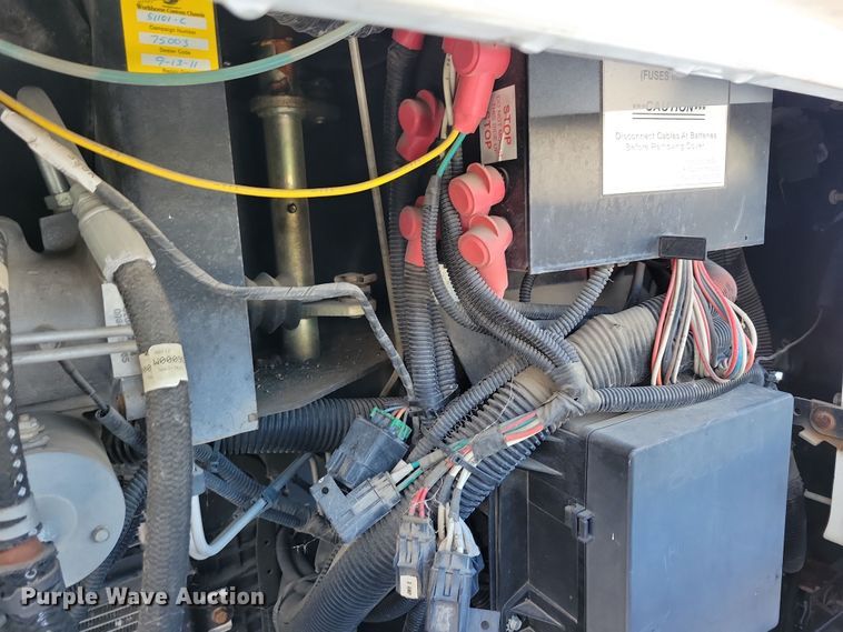 image for item NB9888 2010 Fleetwood Terra RV