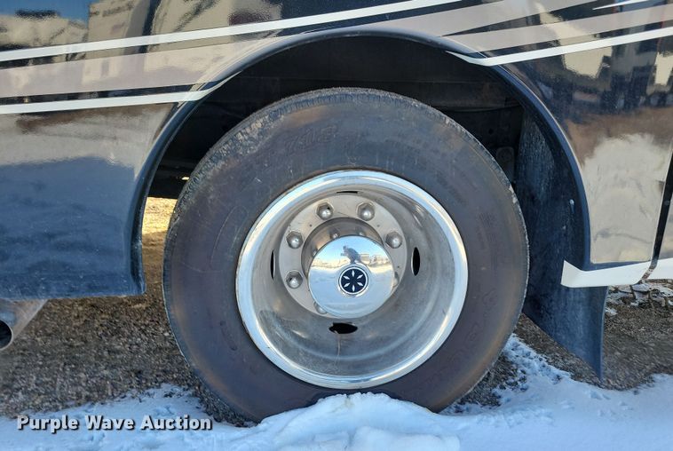 image for item NB9888 2010 Fleetwood Terra RV