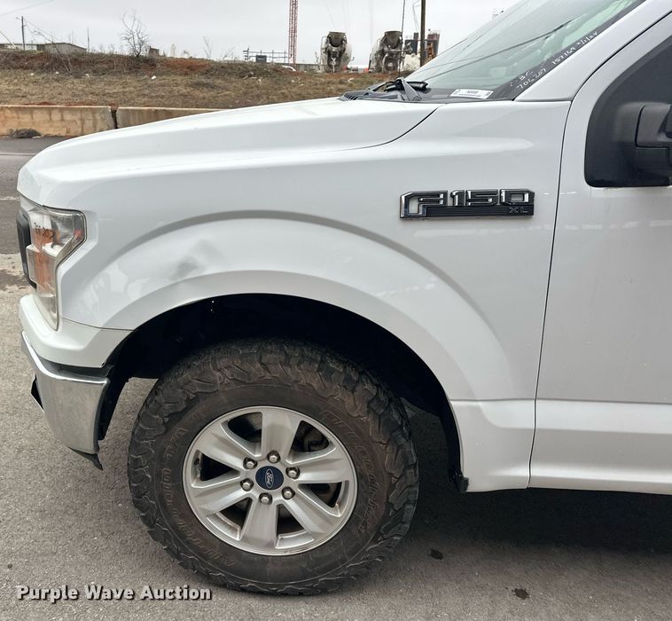 image for item NG9300 2019 Ford F150 SuperCrew pickup truck