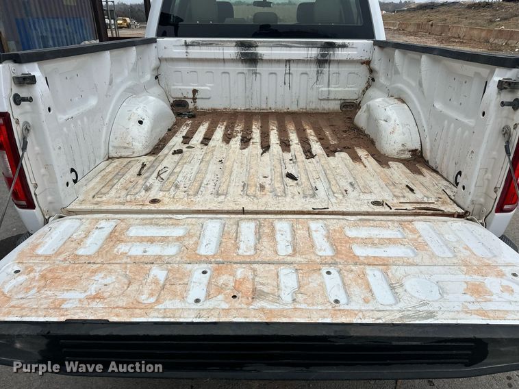 image for item NG9300 2019 Ford F150 SuperCrew pickup truck