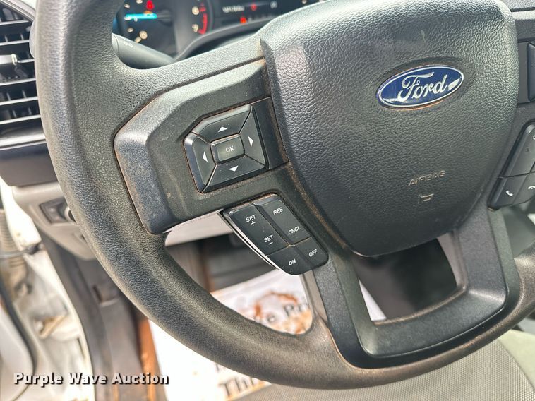 image for item NG9300 2019 Ford F150 SuperCrew pickup truck