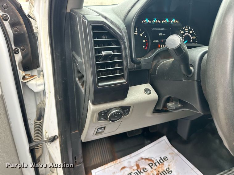 image for item NG9300 2019 Ford F150 SuperCrew pickup truck