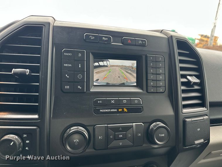 image for item NG9300 2019 Ford F150 SuperCrew pickup truck