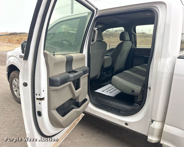 image for item NG9300 2019 Ford F150 SuperCrew pickup truck