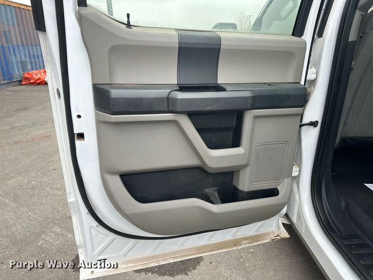 image for item NG9300 2019 Ford F150 SuperCrew pickup truck