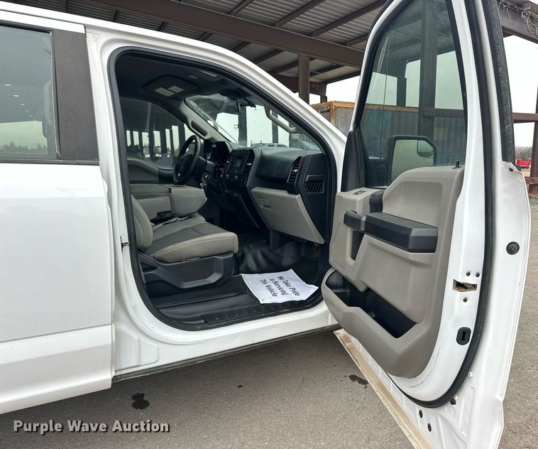 image for item NG9300 2019 Ford F150 SuperCrew pickup truck