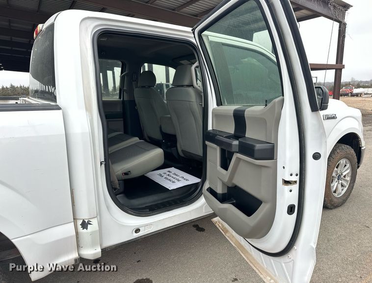 image for item NG9300 2019 Ford F150 SuperCrew pickup truck