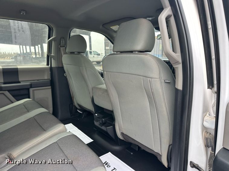 image for item NG9300 2019 Ford F150 SuperCrew pickup truck