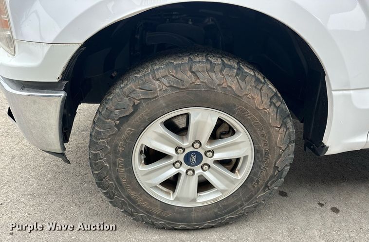 image for item NG9300 2019 Ford F150 SuperCrew pickup truck