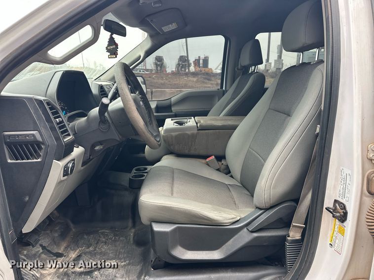 image for item NG9918 2017 Ford  F150 SuperCrew pickup truck