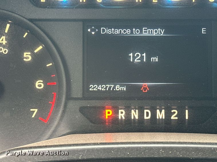 image for item NG9918 2017 Ford  F150 SuperCrew pickup truck