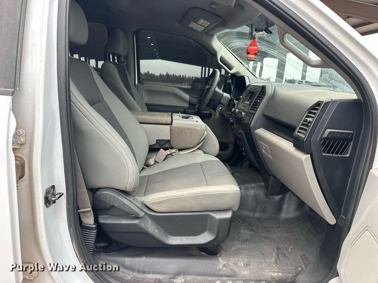 image for item NG9918 2017 Ford  F150 SuperCrew pickup truck