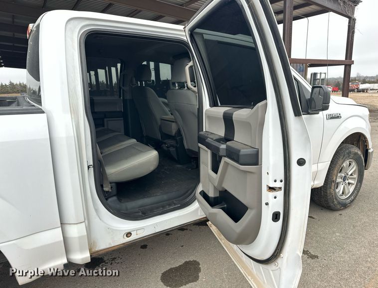 image for item NG9918 2017 Ford  F150 SuperCrew pickup truck