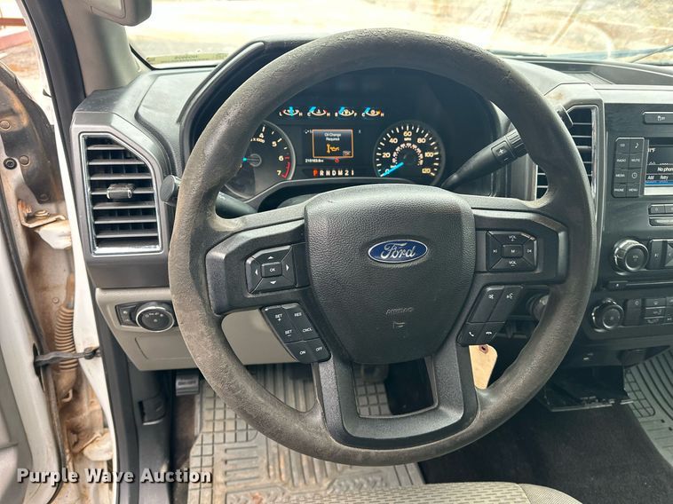 image for item NG9920 2016 Ford F150 SuperCrew pickup truck