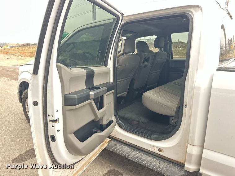 image for item NG9920 2016 Ford F150 SuperCrew pickup truck