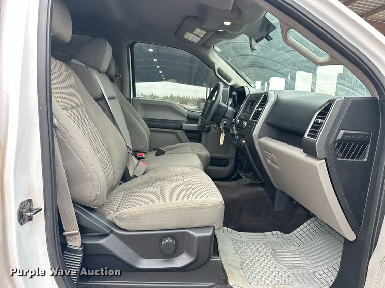 image for item NG9920 2016 Ford F150 SuperCrew pickup truck