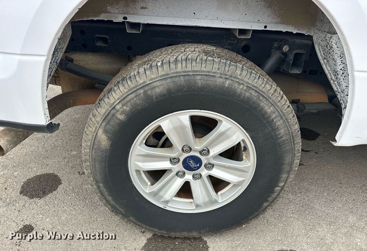 image for item NG9920 2016 Ford F150 SuperCrew pickup truck