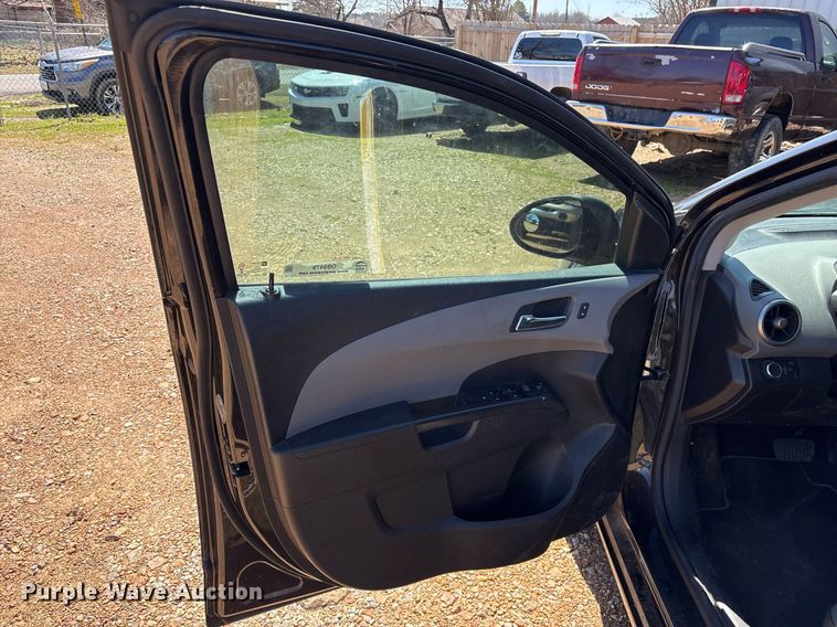 image for item OB9479 2014 Chevrolet Sonic LT 