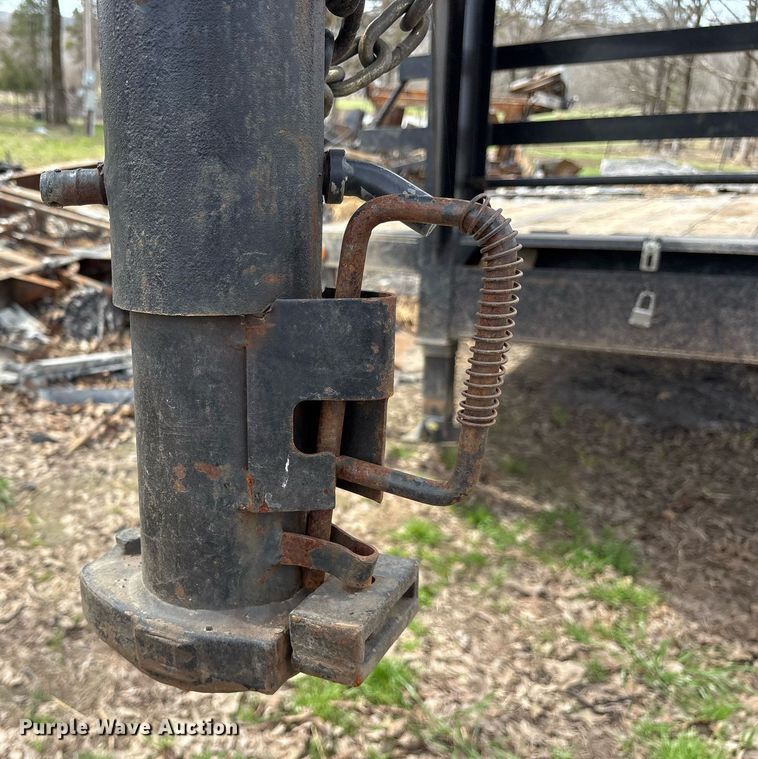 image for item OB9521 2018 Elite Cottage Builders Dovetail-36 equipment trailer