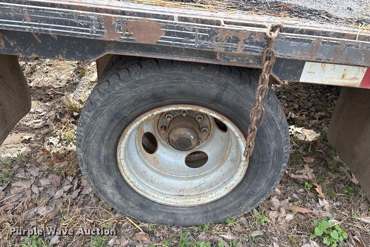 image for item OB9521 2018 Elite Cottage Builders Dovetail-36 equipment trailer