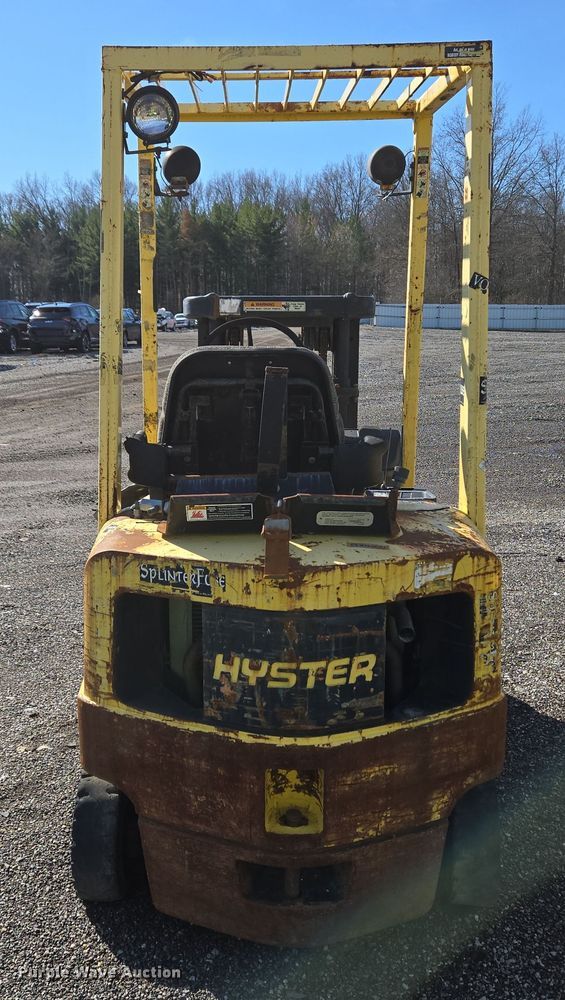 image for item YA0382 2006 Hyster S40XM forklift