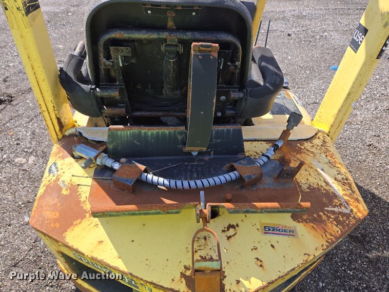 image for item YA0382 2006 Hyster S40XM forklift