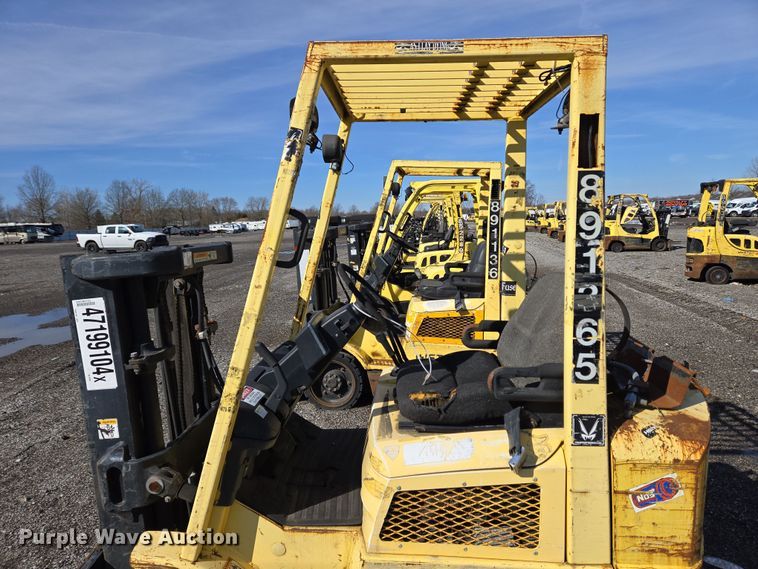 image for item YA0382 2006 Hyster S40XM forklift