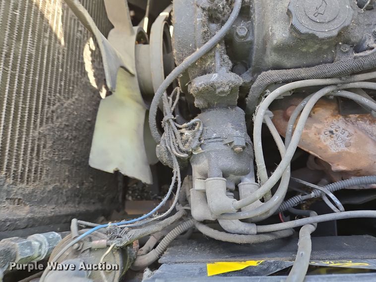 image for item YA0382 2006 Hyster S40XM forklift