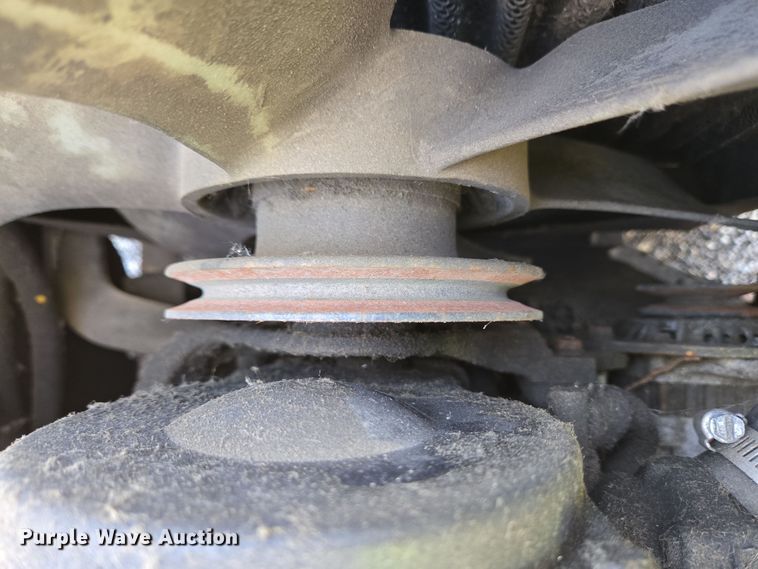 image for item YA0383 2006 Hyster S40XM forklift