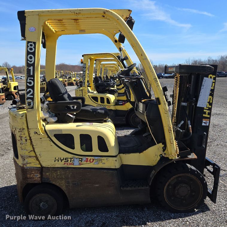 image for item YA0384 2008 Hyster S40FT forklift