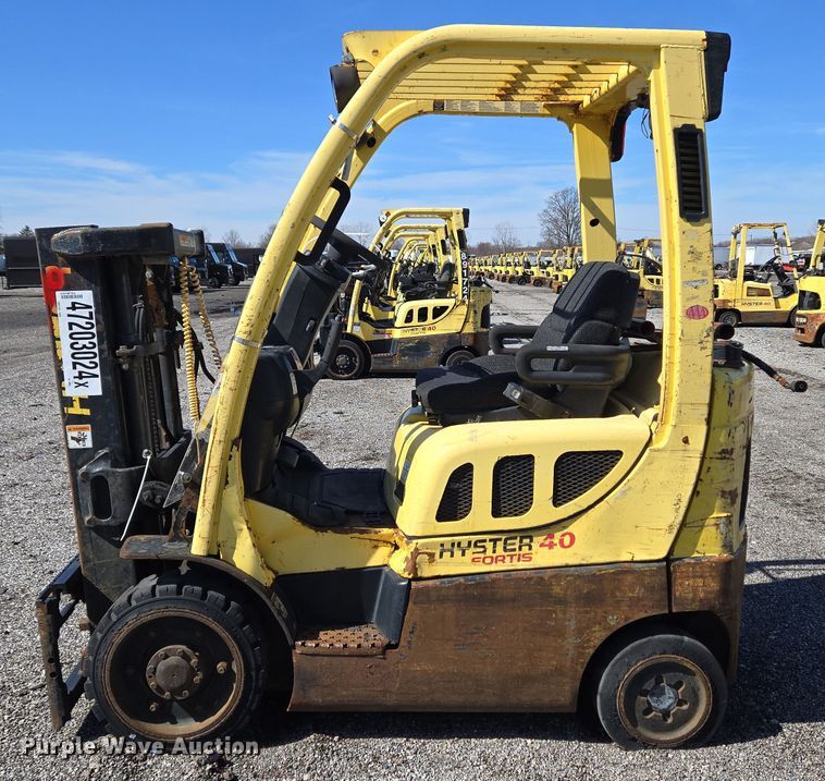 image for item YA0384 2008 Hyster S40FT forklift
