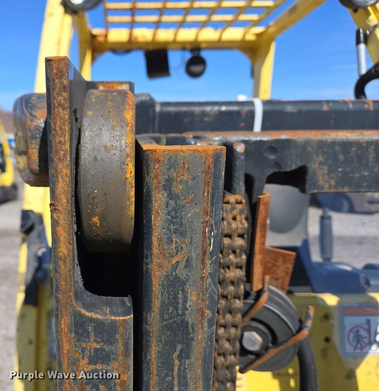 image for item YA0384 2008 Hyster S40FT forklift